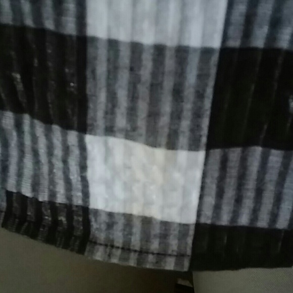 Heart Soul Casual Plaid Blouse - Picture 8 of 8